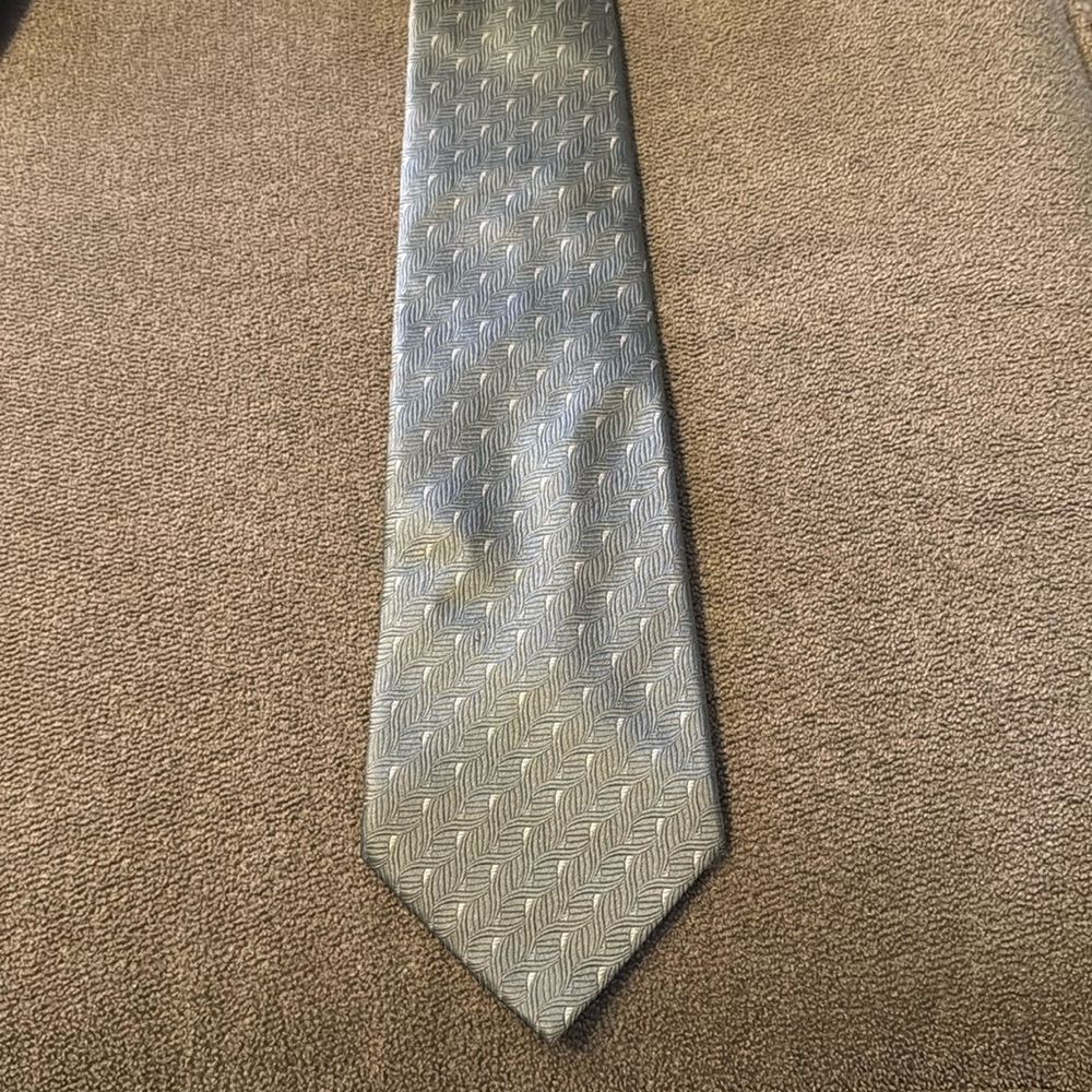 David Taylor Silk Necktie Tie Green Design (TD)